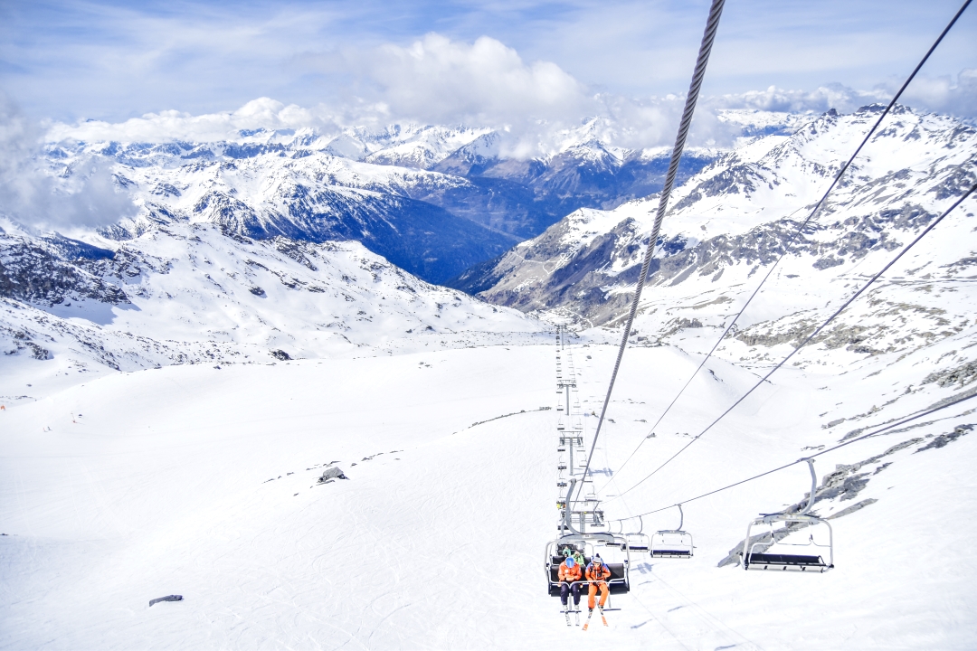 ski lifts in val thorens france